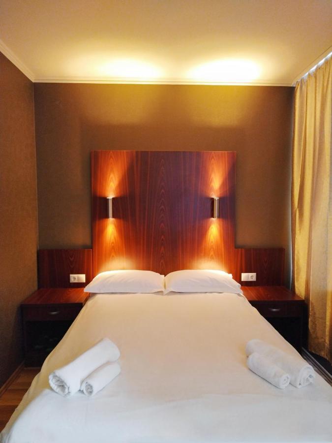 בודפשט Milky Way Hotel מראה חיצוני תמונה